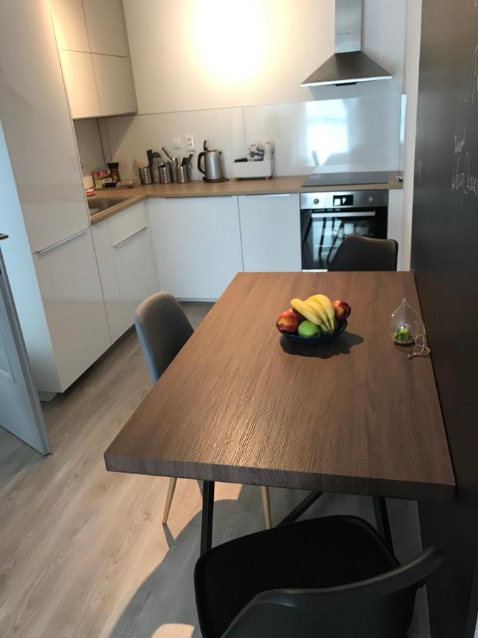 Samorin Modern Apartmens Private Parking - Air Conditioning Екстериор снимка