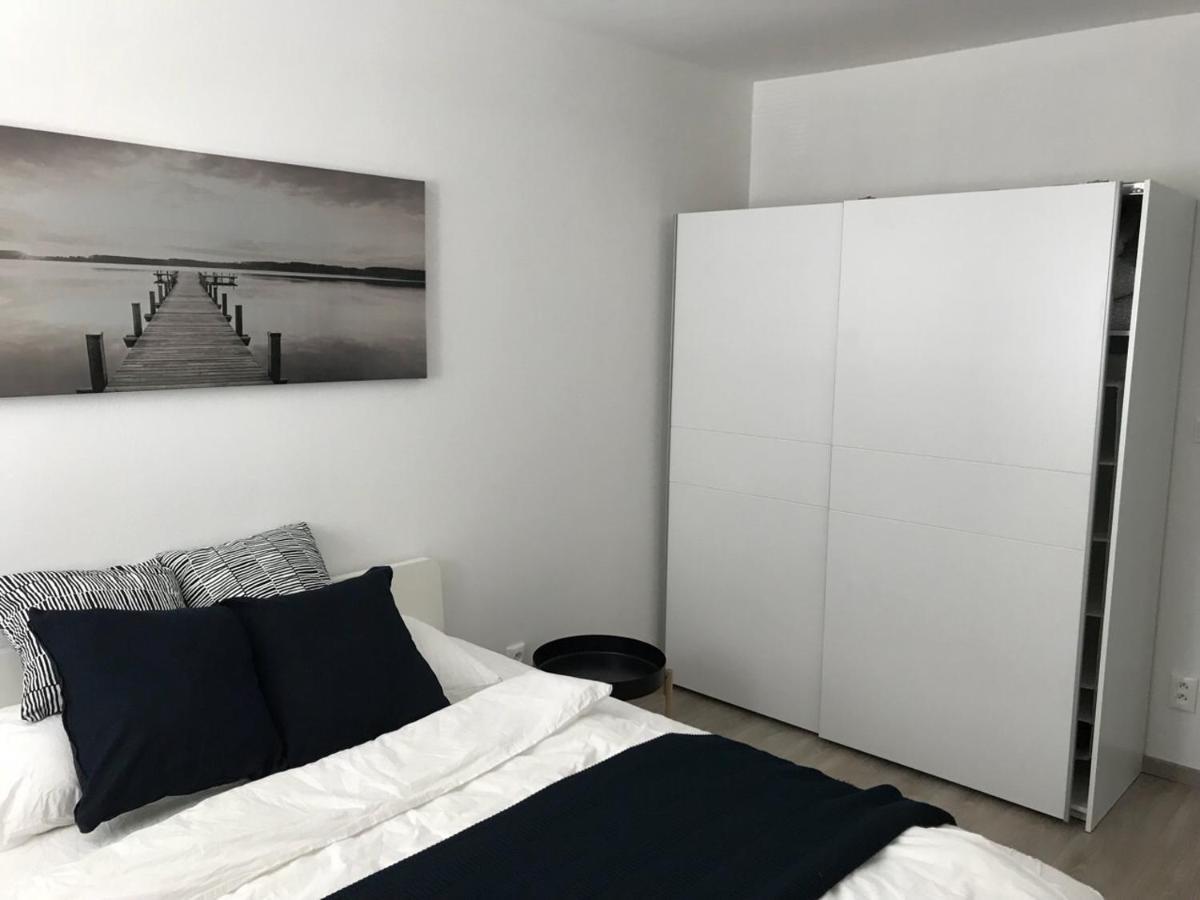 Samorin Modern Apartmens Private Parking - Air Conditioning Екстериор снимка